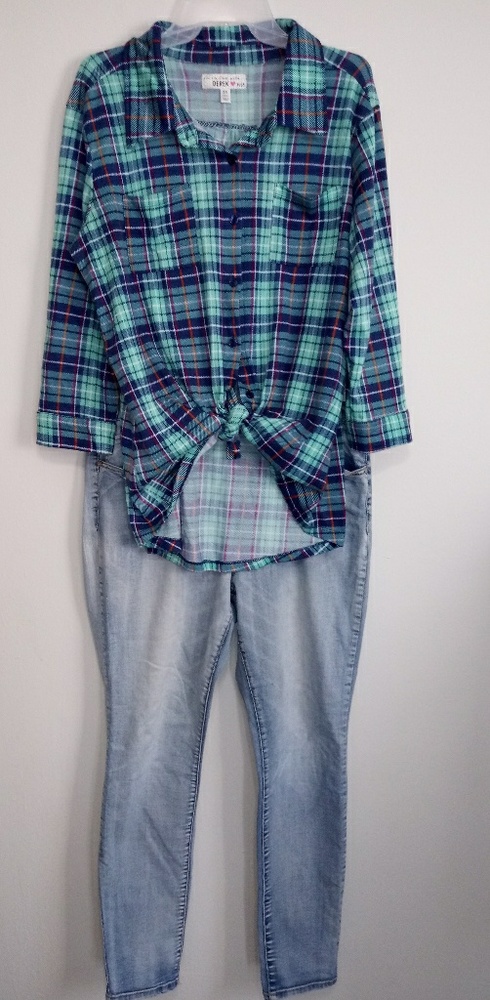 Light Blue Jeans & Plaid Shirt (2X/16)